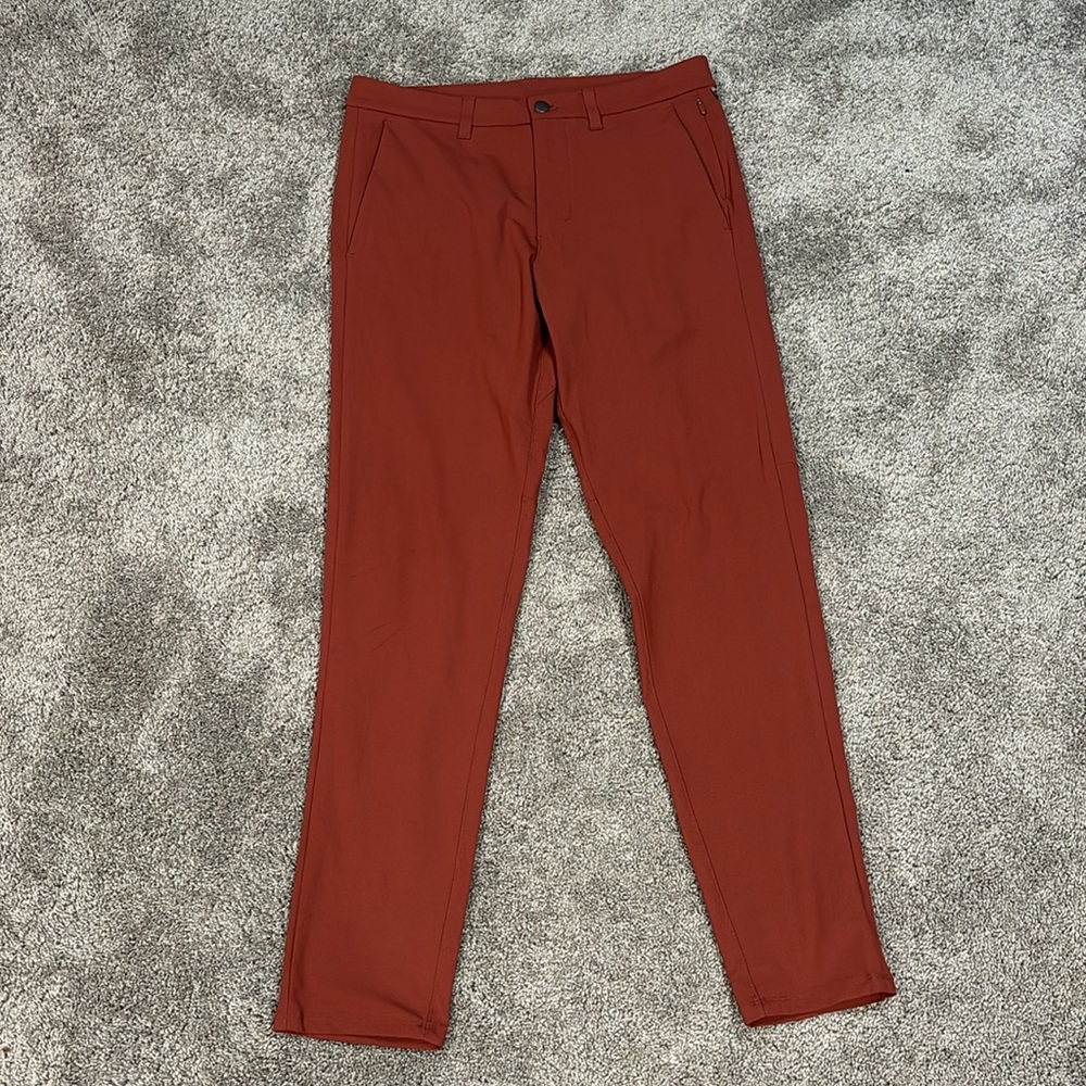Lululemon Commission Slim-Fit Pant 32" *Warpstreme Date Brown Like New